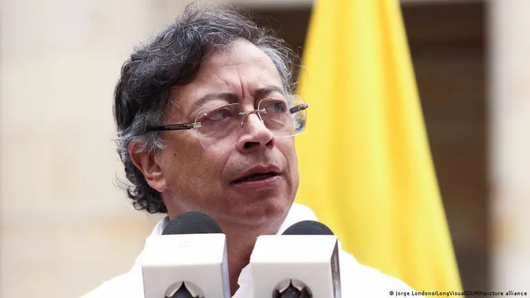 Tensión diplomática: Petro rechaza tajantemente acusaciones de Noboa sobre vínculos con el narco