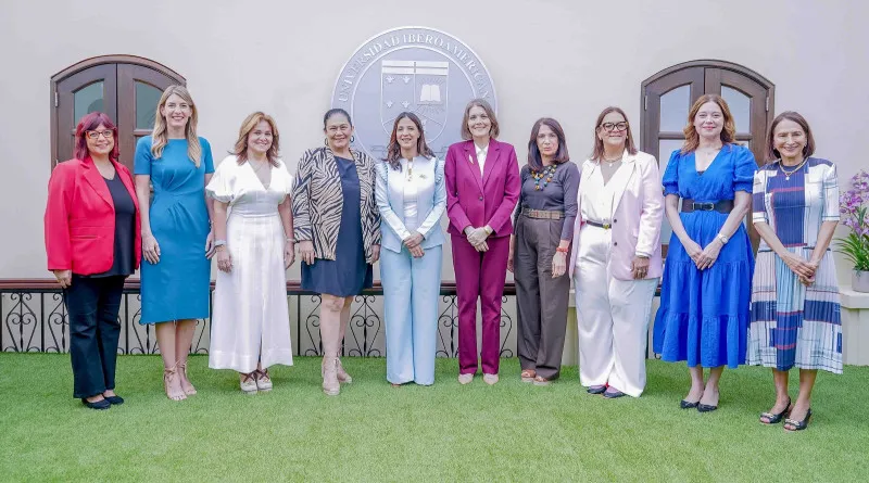 Mujeres en el arte: Entre la conquista de espacios y la persistencia de los desafíos