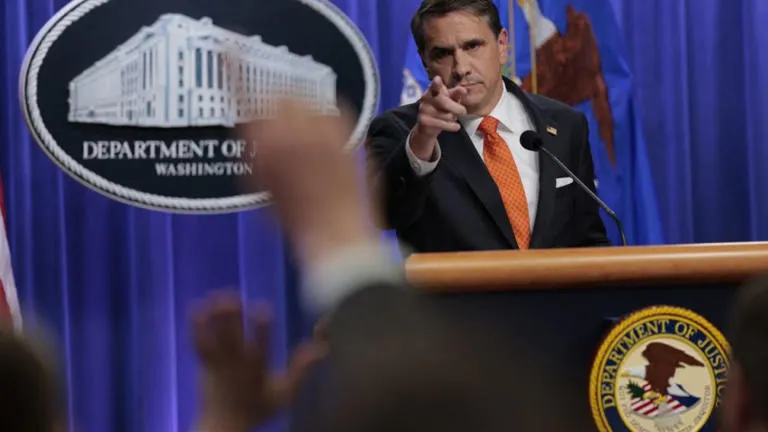 Nueva era en la Justicia: Todd Blanche inicia su gestión con una batería de memorandos estratégicos