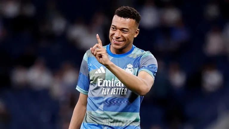 Un Mbappé Centenario: Kylian alcanza los 100 goles con el Real Madrid en tiempo récord