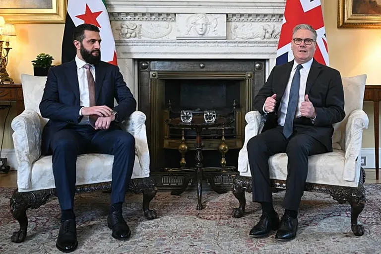 Misión de retorno: Al-Shara recorre Europa para negociar la repatriación de refugiados sirios