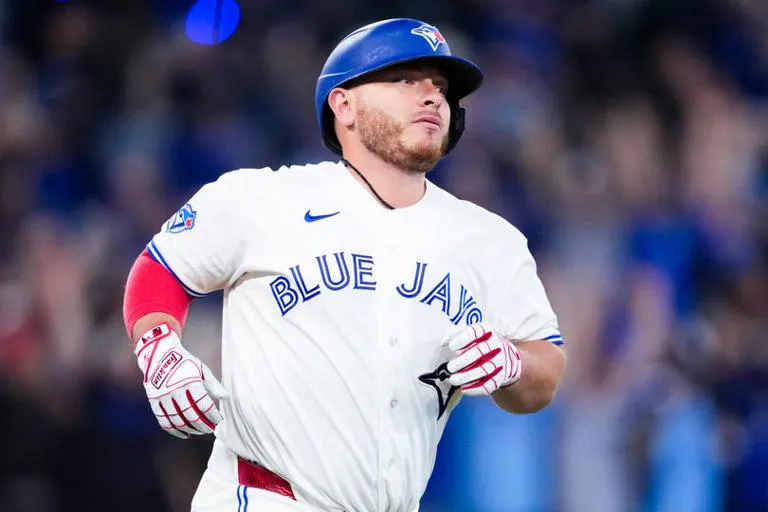 Ajustes en Toronto: Los Blue Jays dejan fuera de la alineación a Alejandro Kirk tras un frío inicio de campaña