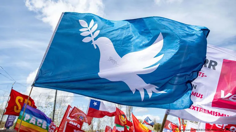 Breve pausa en el frente: Rusia y Ucrania acuerdan una tregua humanitaria de 32 horas