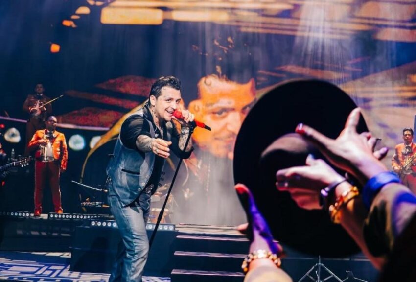 Christian Nodal cierra “Pal Cora” en RD, un concierto para los corazones rotos y enamorados