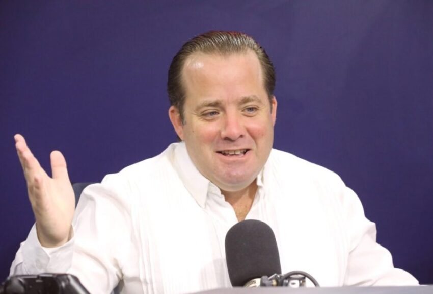 Paliza desmiente a Danilo: “Fue él quien puso sobre la mesa el tema de la reforma fiscal”