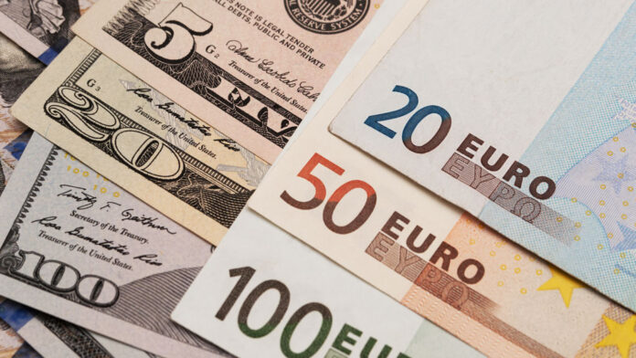 Dólar subió 3 cts. y el euro bajó; eran vendidos $59.66 y $72.55