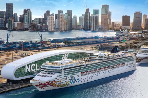 Universal Parking lanza sistema de estacionamiento con reserva para cruceros en Terminal B de PortMiami