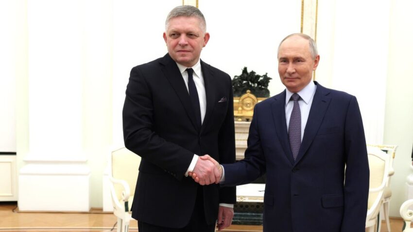 "En los aseos de Bruselas me preguntan qué dijo": Fico defiende su diálogo con Putin