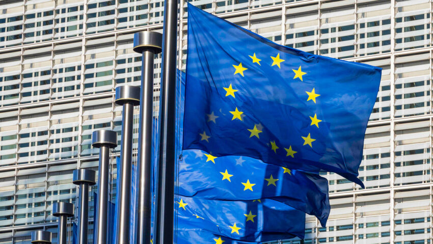 La Unión Europea evalúa su disposición de defensa conjunta sin considerar a la OTAN.
