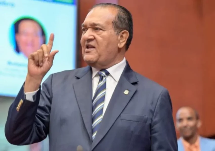 Antonio Marte afirma que renuncia de Taveras se debió a falta de "cariño" y valoración en el PRM