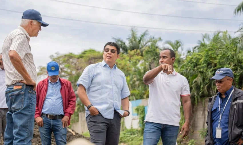 CAASD corrige averías de grandes proporciones e interviene redes de agua potable y alcantarillado en sectores del GSD