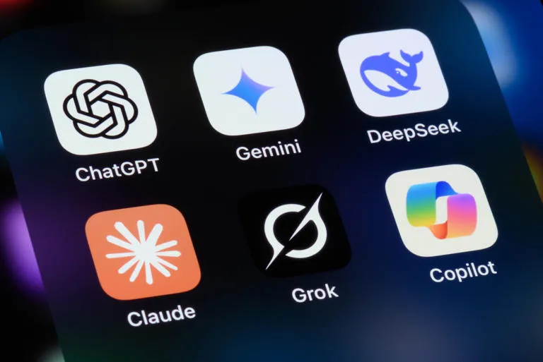 ChatGPT, Grok y Perplexity bajo sospecha: alertan de posibles filtraciones de conversaciones privadas
