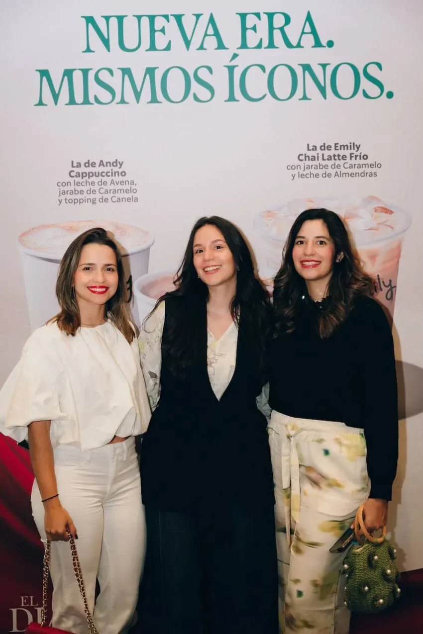 Starbucks presenta bebidas inspiradas en "El Diablo Viste a la Moda"