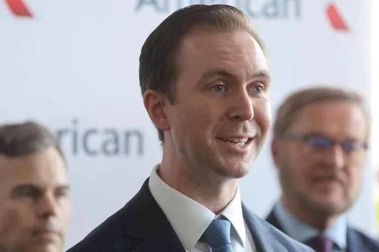 ¡Ajedrez Energético!: Delegación de EE. UU. aterriza en Caracas para sellar avances críticos en acuerdos petroleros