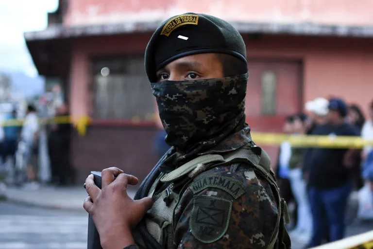 Guatemala fortalece la integridad de su ejército con apoyo estratégico de Estados Unidos