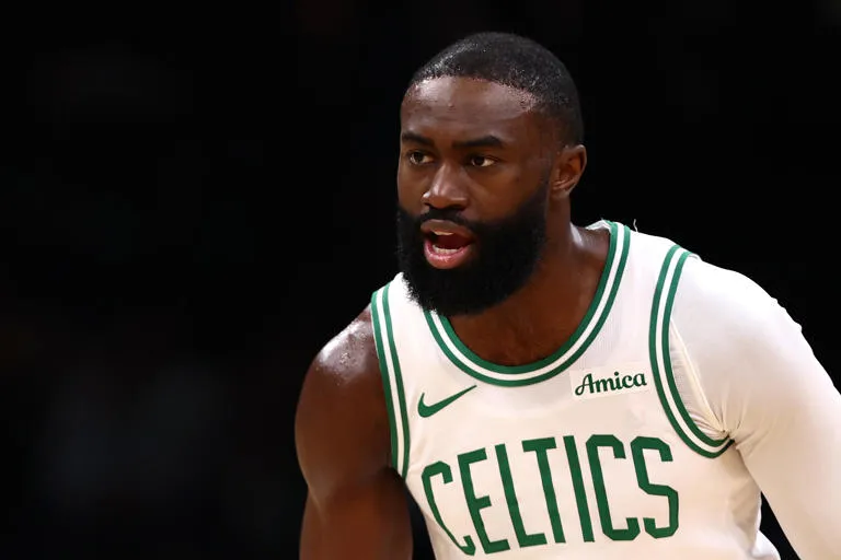 ¡Tensión Máxima!: Jaylen Brown rompe el silencio y lanza un aviso letal antes del Juego 6 contra los 76ers
