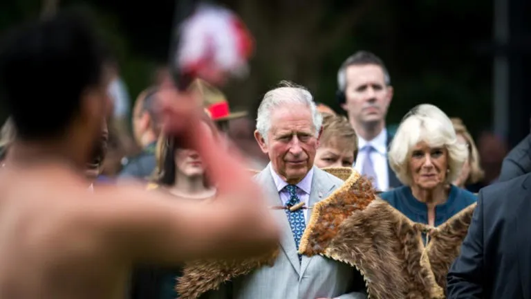 Una emisora de radio británica desata el pánico tras anunciar por error la muerte del rey Carlos III