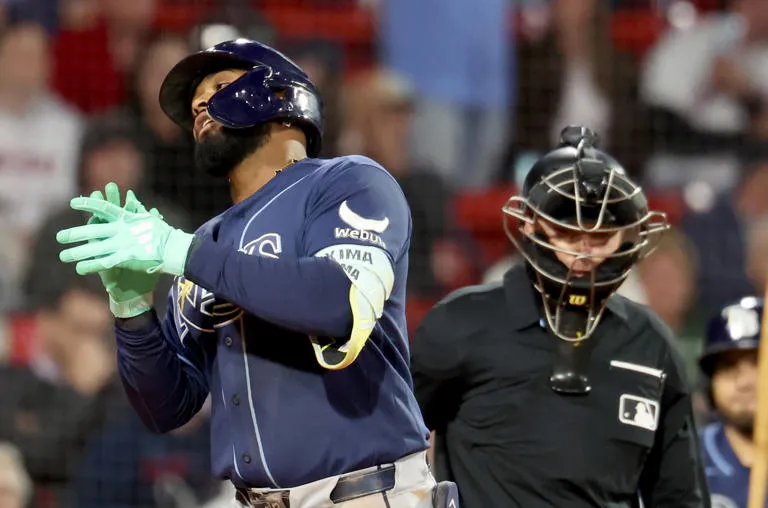 Simpson y Caminero extienden la racha ganadora de los Rays con triunfo sobre los Medias Rojas