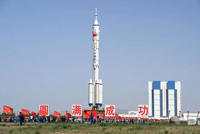 Carrera Espacial del Siglo XXI: ¿Llegará China Primero? Crecen las Dudas sobre el Plan de la NASA para una Base Lunar