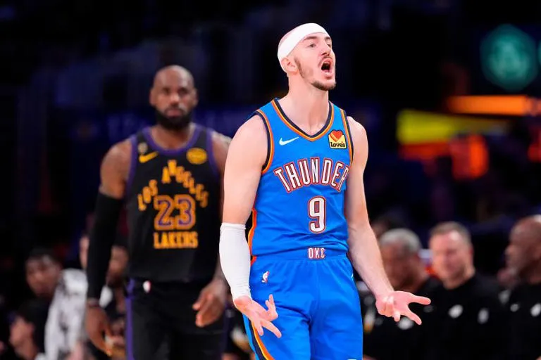 Thunder barre a los Lakers y mantiene su invicto; futuro de LeBron James es incierto