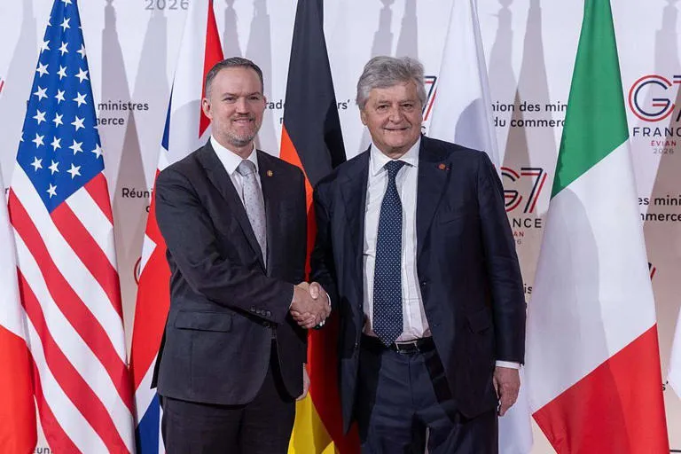 La UE posterga la aprobación del pacto comercial con EE. UU. tras las amenazas de Trump