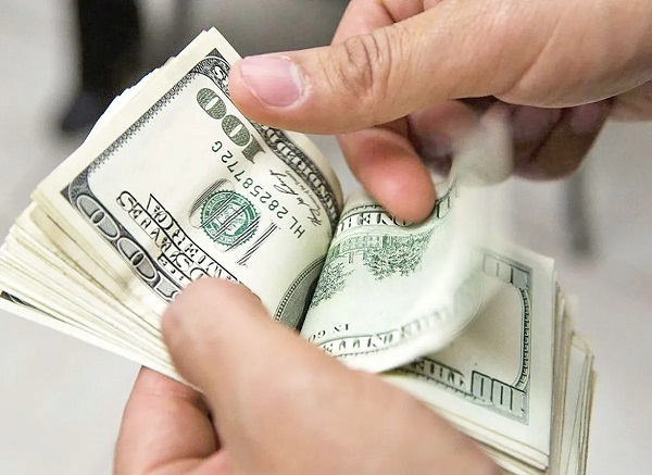 Dólar subió 10 centavos y se vendía miércoles a RD$59.67