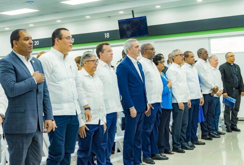 OGTIC impulsa la modernización de los servicios académicos de la UASD mediante firma digital