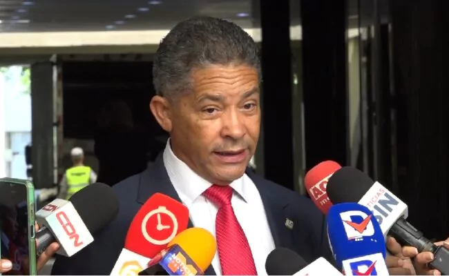 Diputado Eugenio Cedeño rechaza actuales autoridades PRM se prolonguen su mandato, dice decisión vulnera estatutos y la Constitución