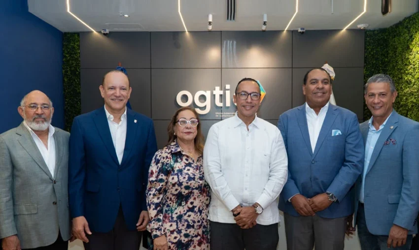 Pasaportes apertura servicios del Pasaporte Electrónico en Punto GOB Santiago