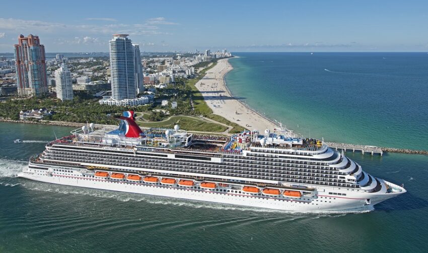 Carnival prohíbe embarques futuros a 16 pasajeros por pelea en terminal de Miami