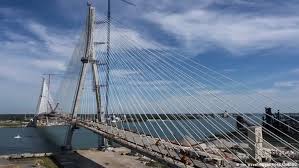 EE.UU. y Canadá ultiman apertura de nuevo puente fronterizo pese a las amenzas de Trump