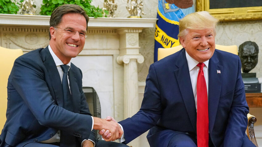 El jefe de la OTAN asume su desliz tras llamar "papi" a Trump