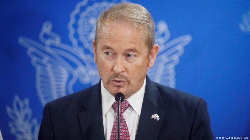 Embajador de EE.UU. en México asegura que se han entregado 313 criminales al Gobierno de Sheinbaum