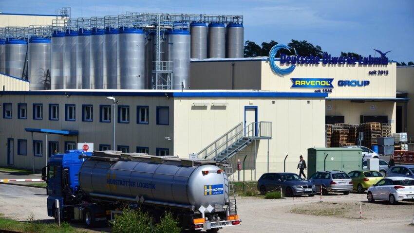 Lavrov: "EE.UU. quiere comprar la parte europea de los Nord Stream para revender gas ruso a Europa"