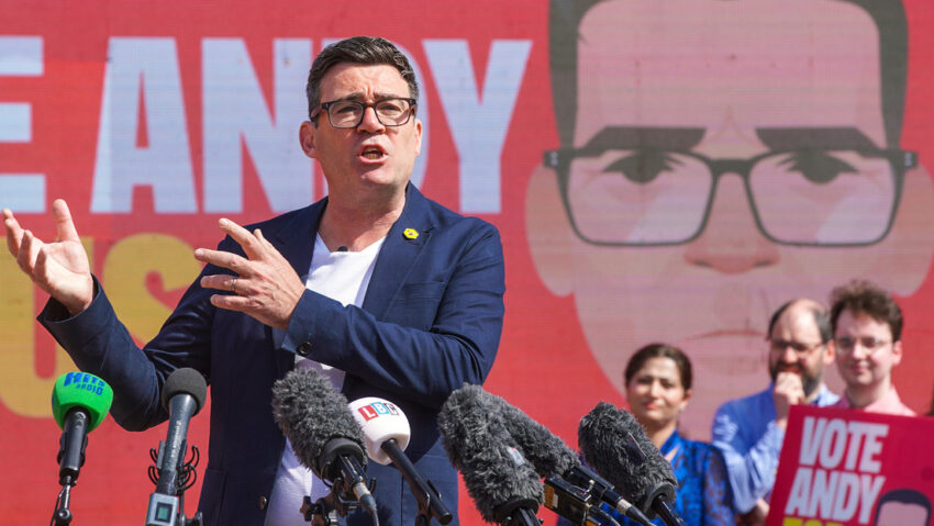 La principal pregunta que se hacen los politólogos es si el apodado 'Rey del Norte' podrá extender su atractivo al resto del país y conectar con votantes más allá de su bastión regional.