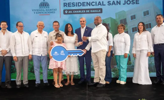 Presidente Abinader entrega 700 apartamentos del Plan Familia Feliz en la Urbanización San José, Santo Domingo Norte