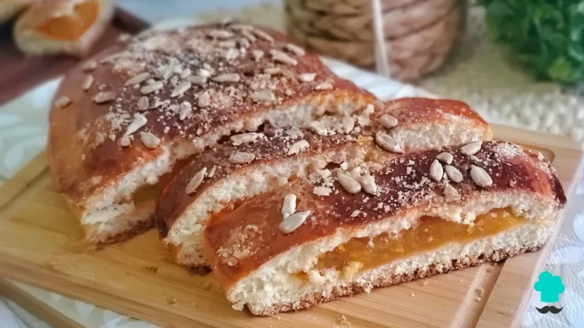 Receta de Coca de San Juan con cabello de ángel: la versión tradicional con un relleno