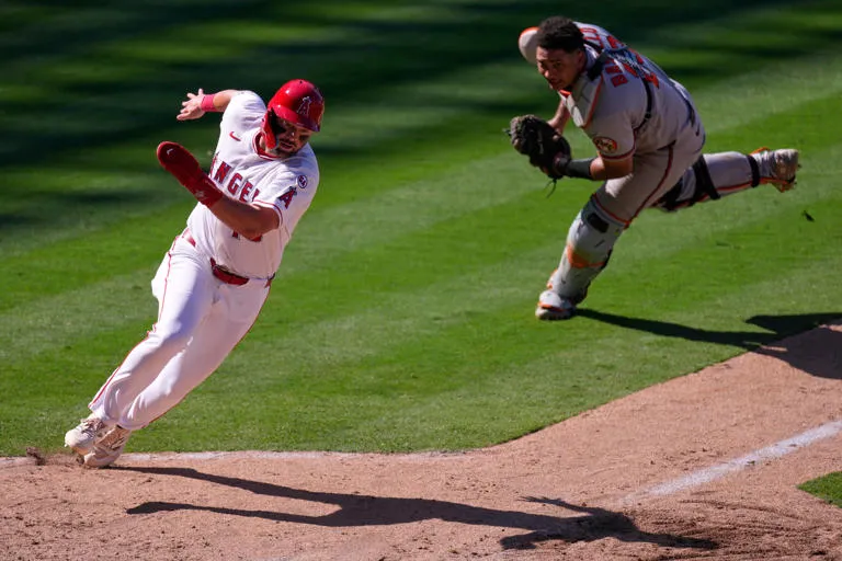 Triunfo dramático: Los Angelinos dejan en el terreno a los Orioles con batazo decisivo de Logan O’Hoppe en extrainnings