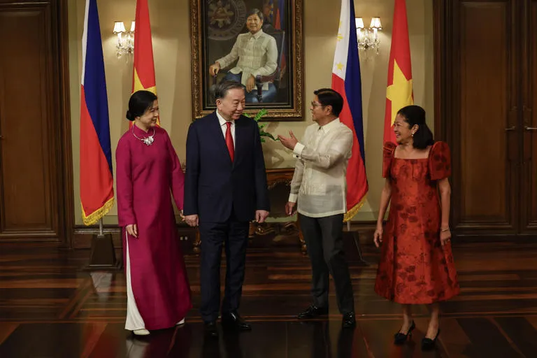 Postura Firme: Filipinas y Vietnam Declaran Innegociable la Libre Navegación Frente a Pekín