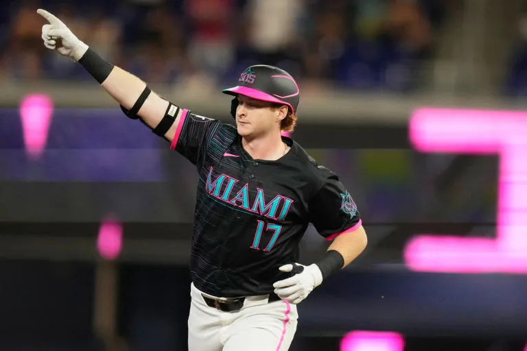 Caissie lidera el ataque: Los Marlins se imponen 4-3 ante los Gigantes