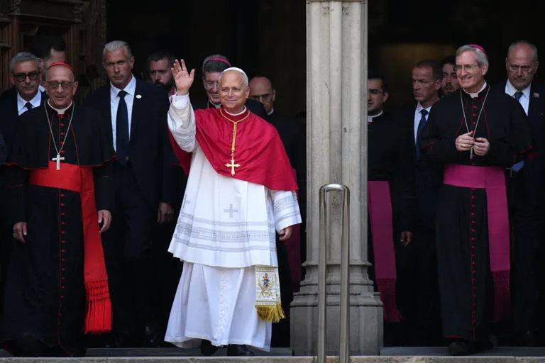 Polémica papal: León XIV aviva el debate cultural en España entre el fútbol y el idioma catalán
