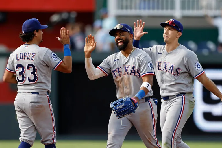 Poderío Tejano: Seager Lidera la Victoria de los Rangers y Alcanzan Marca de .500