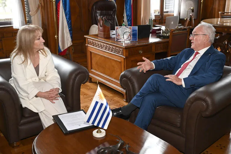 Liderazgo Comercial: Canciller Pide al Parlamento Uruguayo Ser el Primero en Ratificar el Acuerdo Mercosur-EFTA