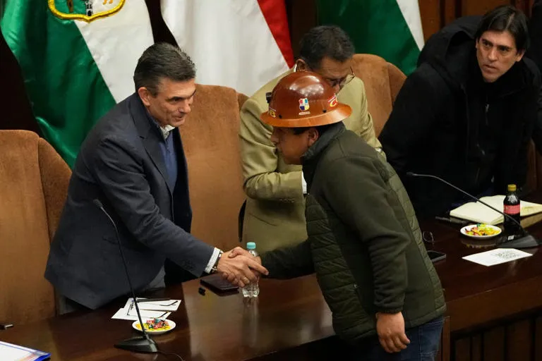Bolivia: Acuerdo entre Gobierno y la COB para la pacificación
