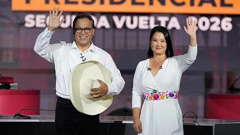 Keiko Fujimori consolida su liderazgo en la carrera electoral y se perfila como favorita a la presidencia de Perú