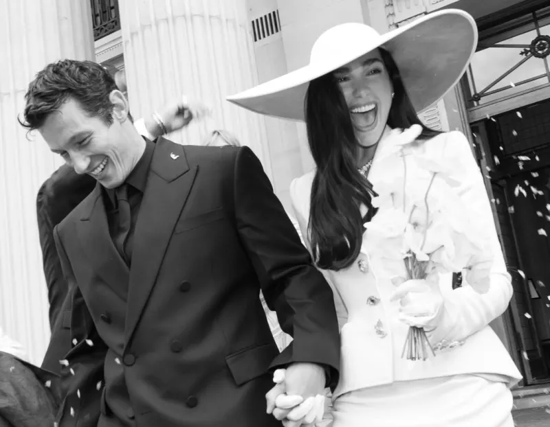 Dua Lipa sorprende al compartir las fotos más íntimas de su boda con Callum Turner