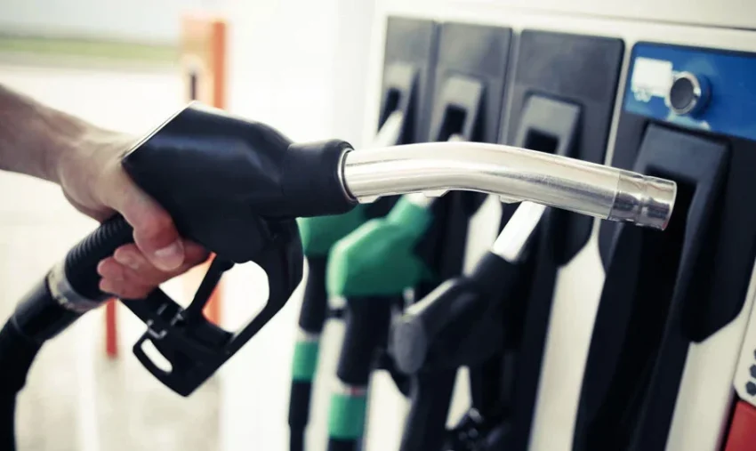 Gobierno congela los principales combustibles para la semana del 20 al 26 de junio