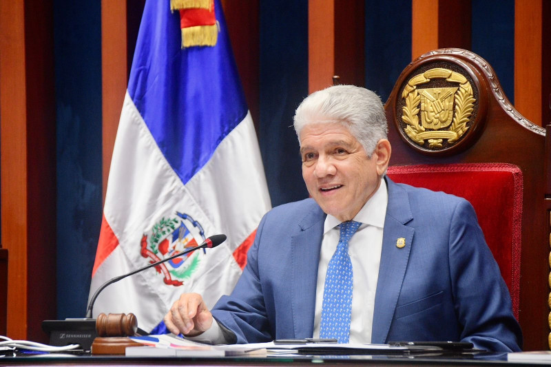 Ministro de Obras Públicas anuncia tres nuevos elevados para agilizar entrada a Santo Domingo