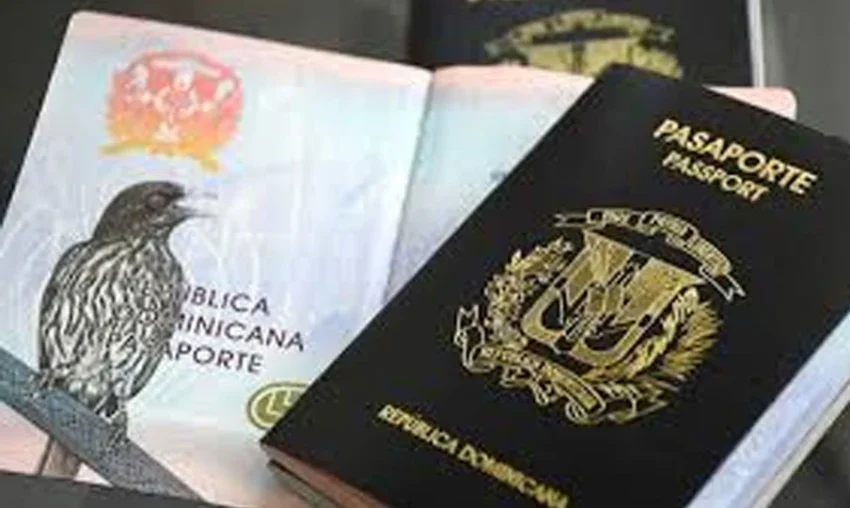 Pasaportes suspende temporalmente penalidad de RD$4,000 por pérdida o daño de libretas