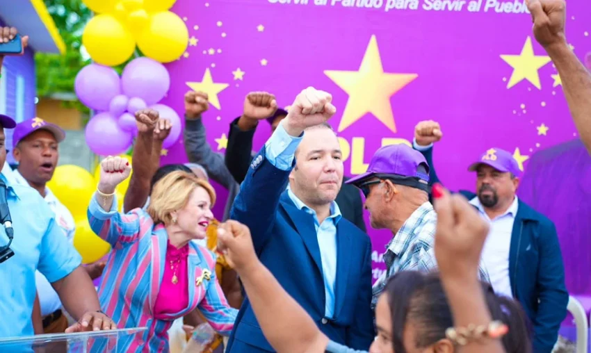 En Barahona: Johnny Pujols proclama “vuelta a casa” masiva y asegura que el PLD “rescatará a la República Dominicana” en 2028